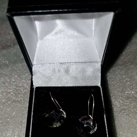 βπ¦π₯π ππͺπ€π₯ππ ππ π‘ππ« πΌππ£π£ππππ€ - Picture 2 of 6